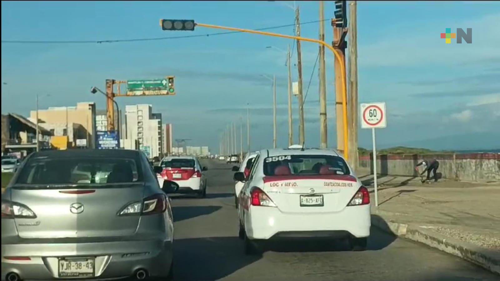 Retirarán semáforos que representen un peligro para ciudadanía en Coatza