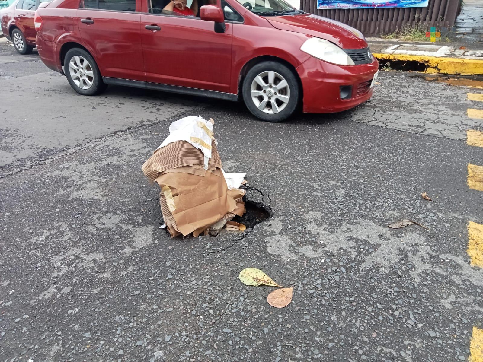 Otro socavón en zona centro de Veracruz desatendido pese a llamados de vecinos