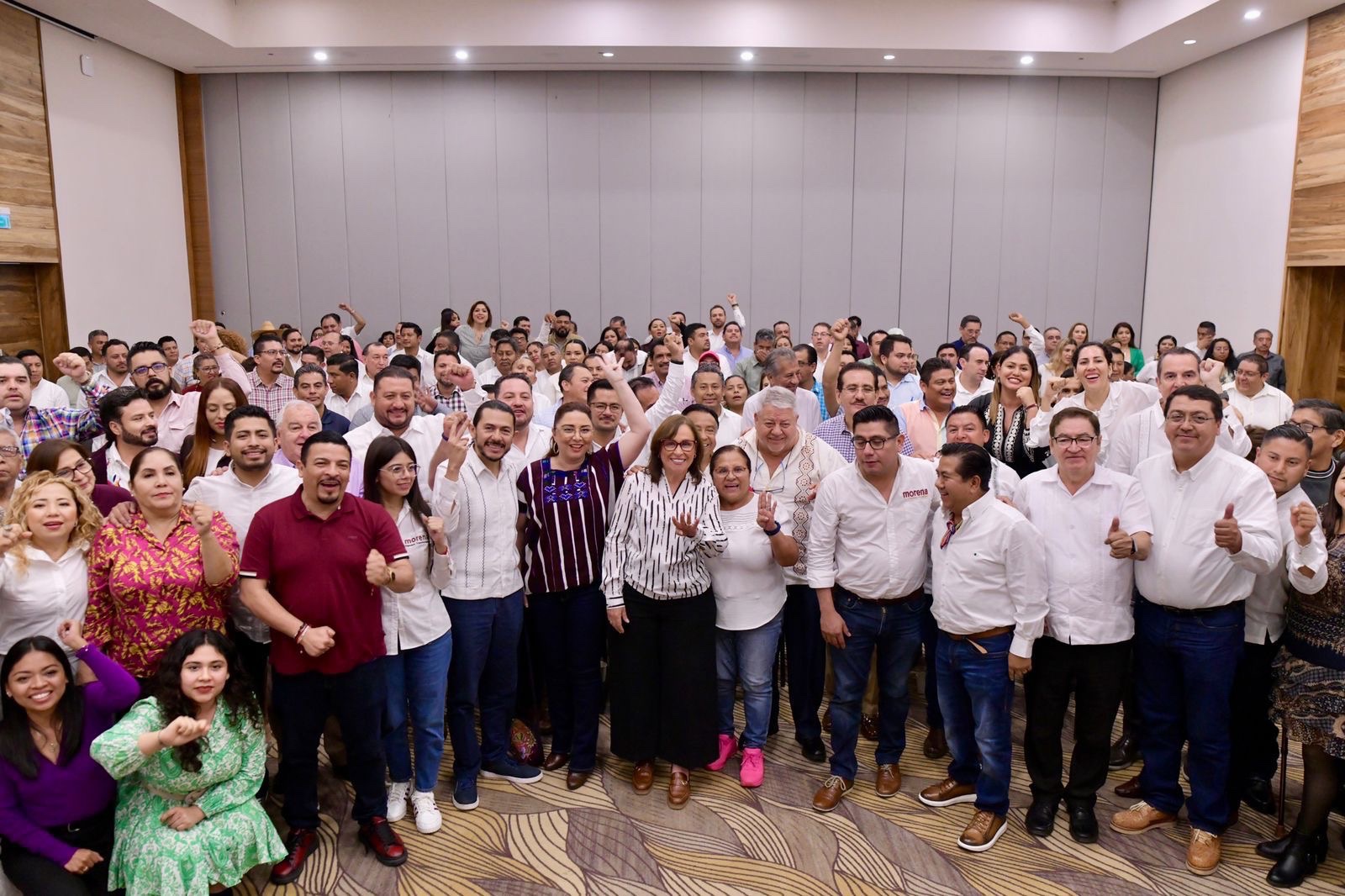 Cierran filas alcaldes , legisladores federales y diputados locales con Rocío Nahle