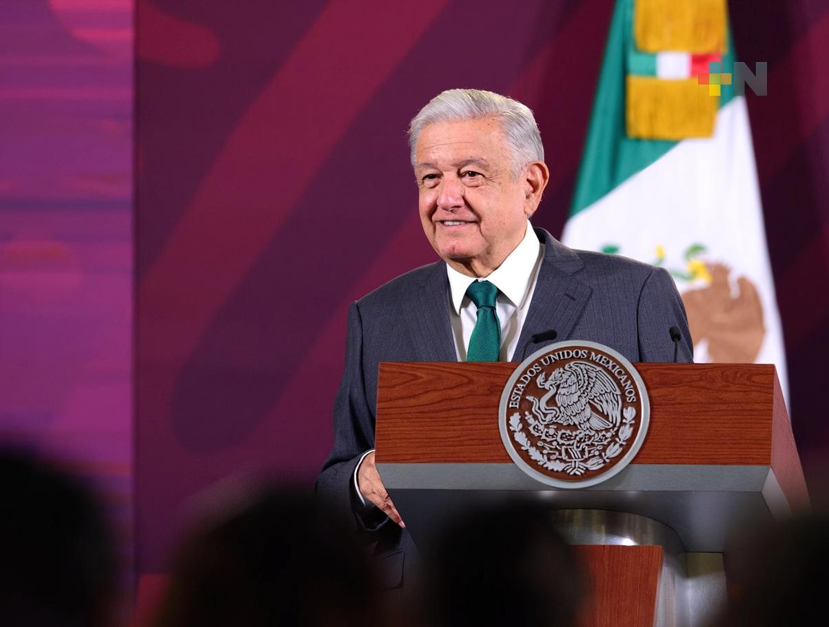 Gobierno y empresarios unen esfuerzos para rehabilitar hoteles en Acapulco: AMLO