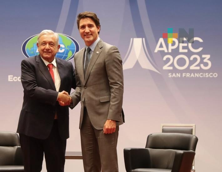 AMLO dialoga con primer ministro de Canadá sobre migración e inversiones en México