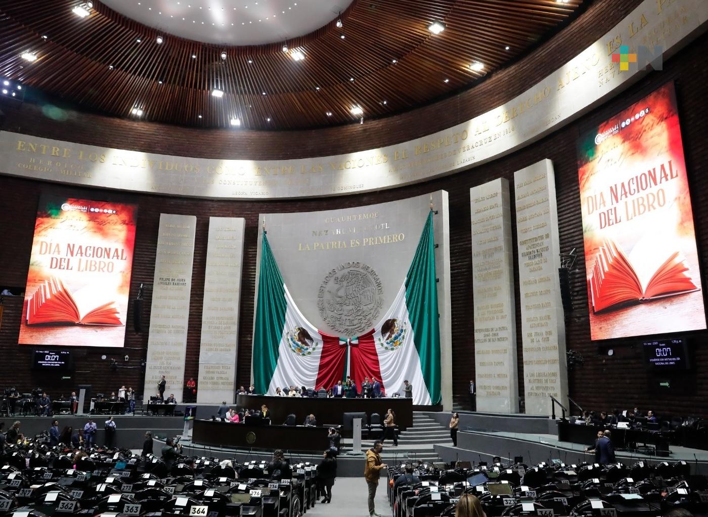 Diputadas y diputados conmemoran el Día Nacional del Libro