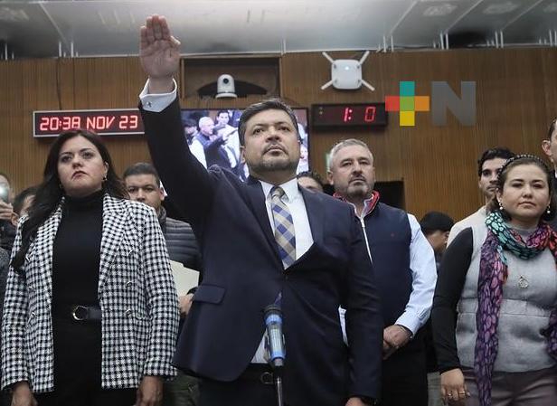 Congreso del Estado de Nuevo León designa a Luis Enrique Orozco como gobernador interino