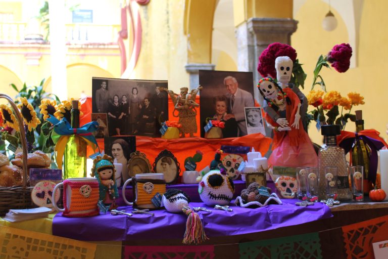 Fomenta IVEC consumo local y comercio justo en “Artífices Orizaba. Mercado artesanal”, en el MAEV