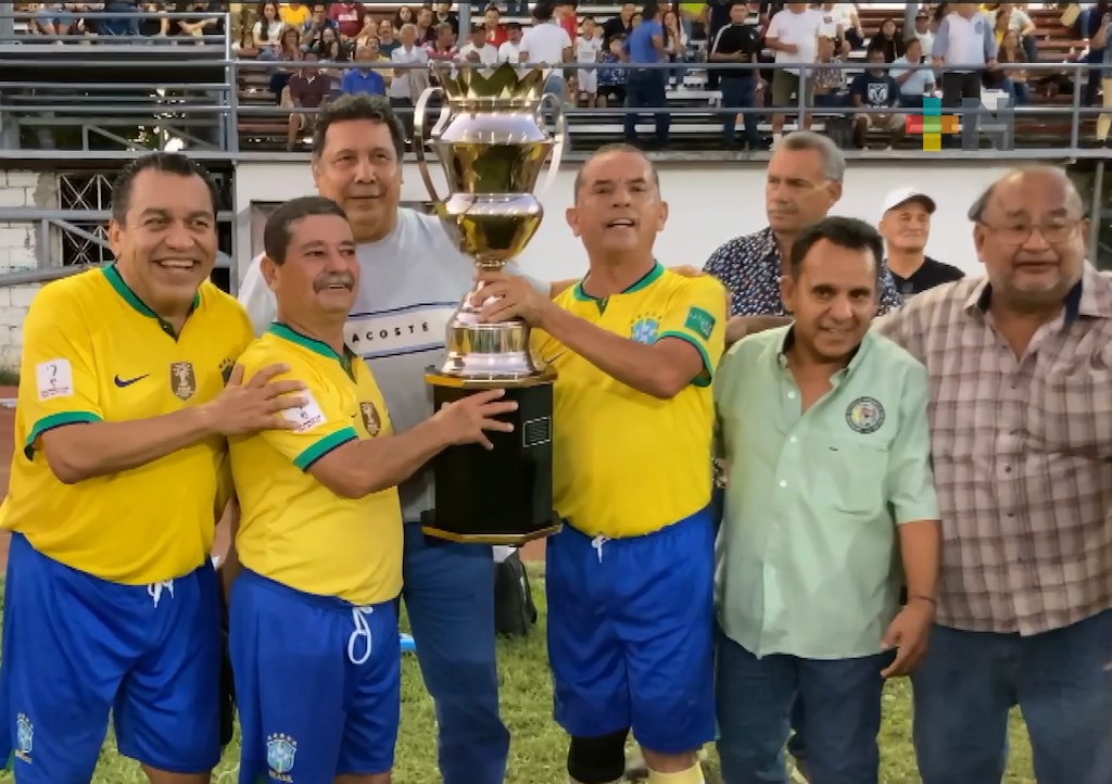 Real Papantla es campeón en Liga Municipal de Veteranos de Poza Rica