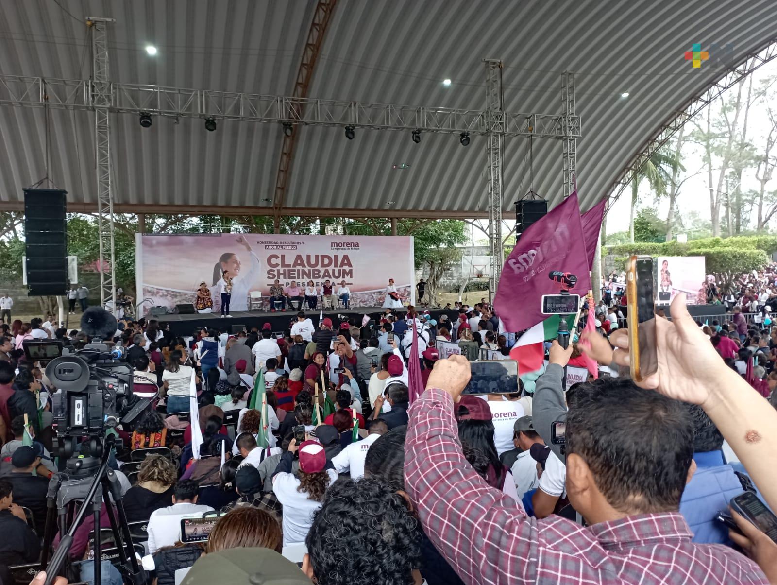 Continuidad a la 4T con proyectos propios dice Claudia Sheinbaum en Minatitlán