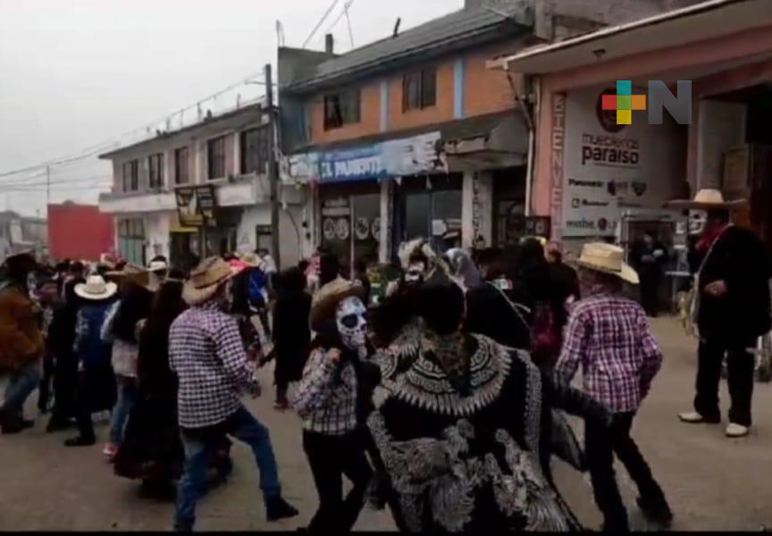 Se lleva a cabo en Huayacocotla tradicional fiesta de Xantolo o de Todos Santos