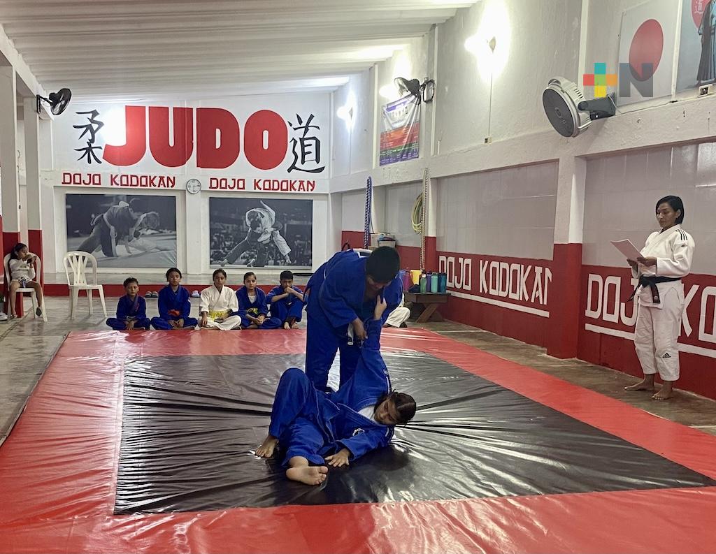Escuela de Judo Kodokan aplicó examen de grados a sus alumnos
