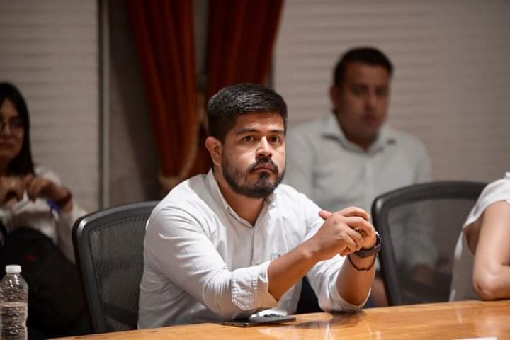 Iván Luna listo para el Congreso del Estado