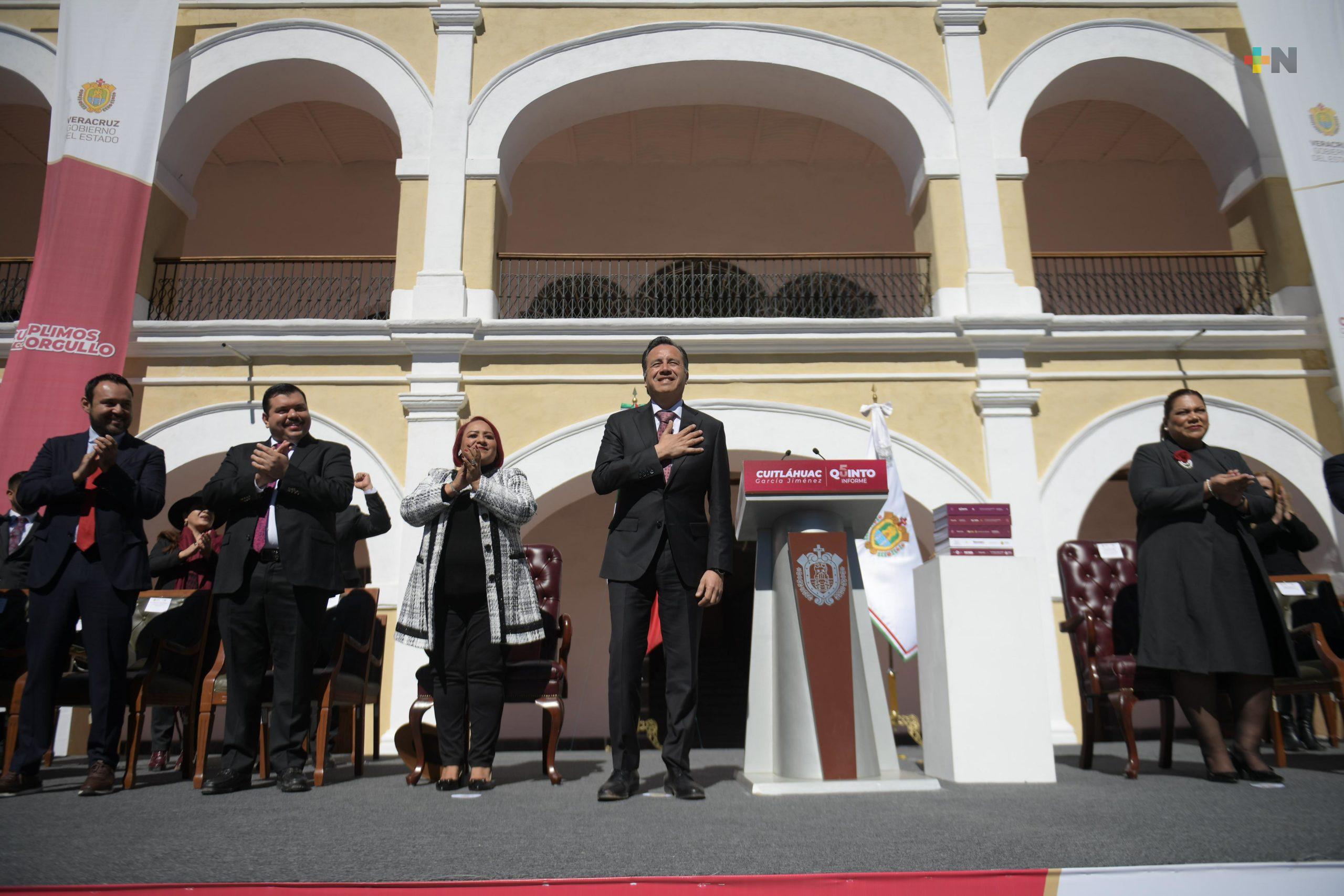 Cumplimos con orgullo, la transformación de Veracruz nadie la detiene: Gobernador