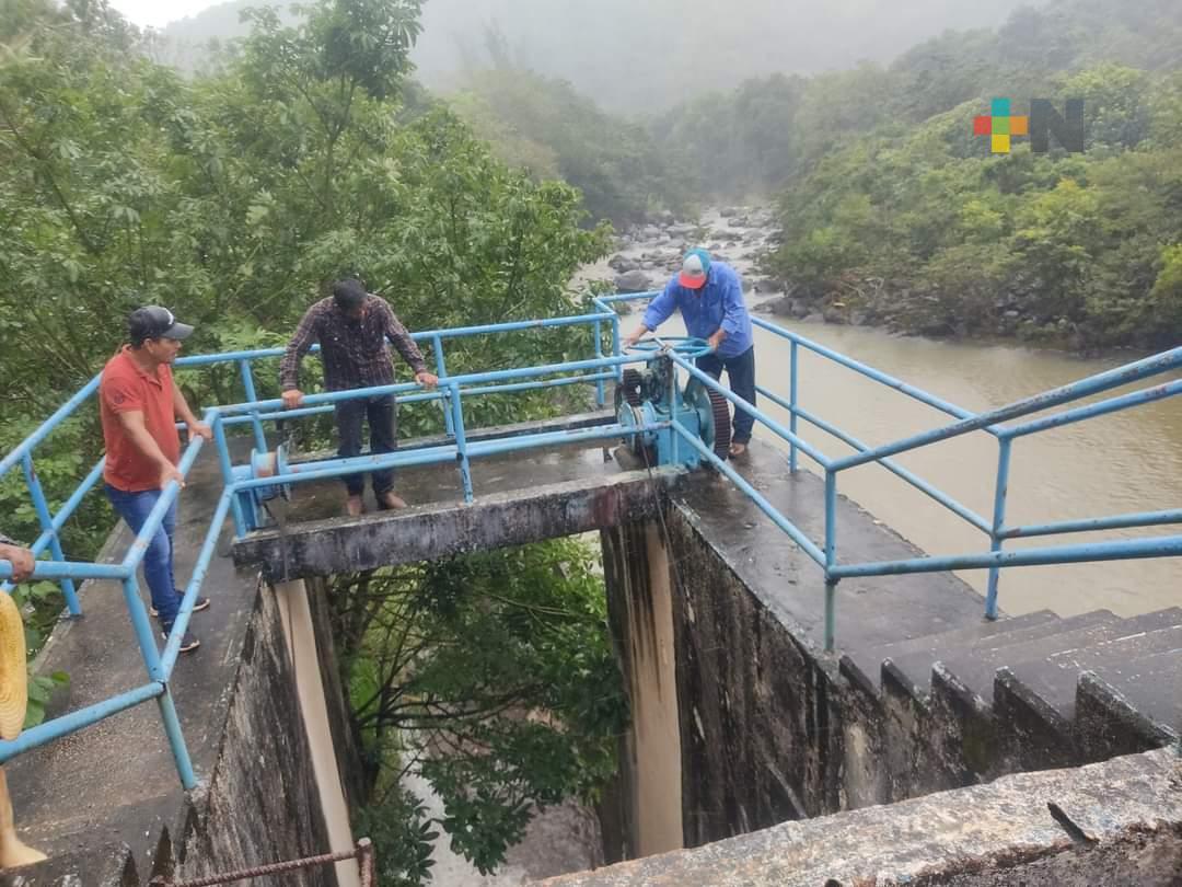 Entregan presa Yuribia; asegurado abasto de agua para Coatza, Mina y Cosoleacaque