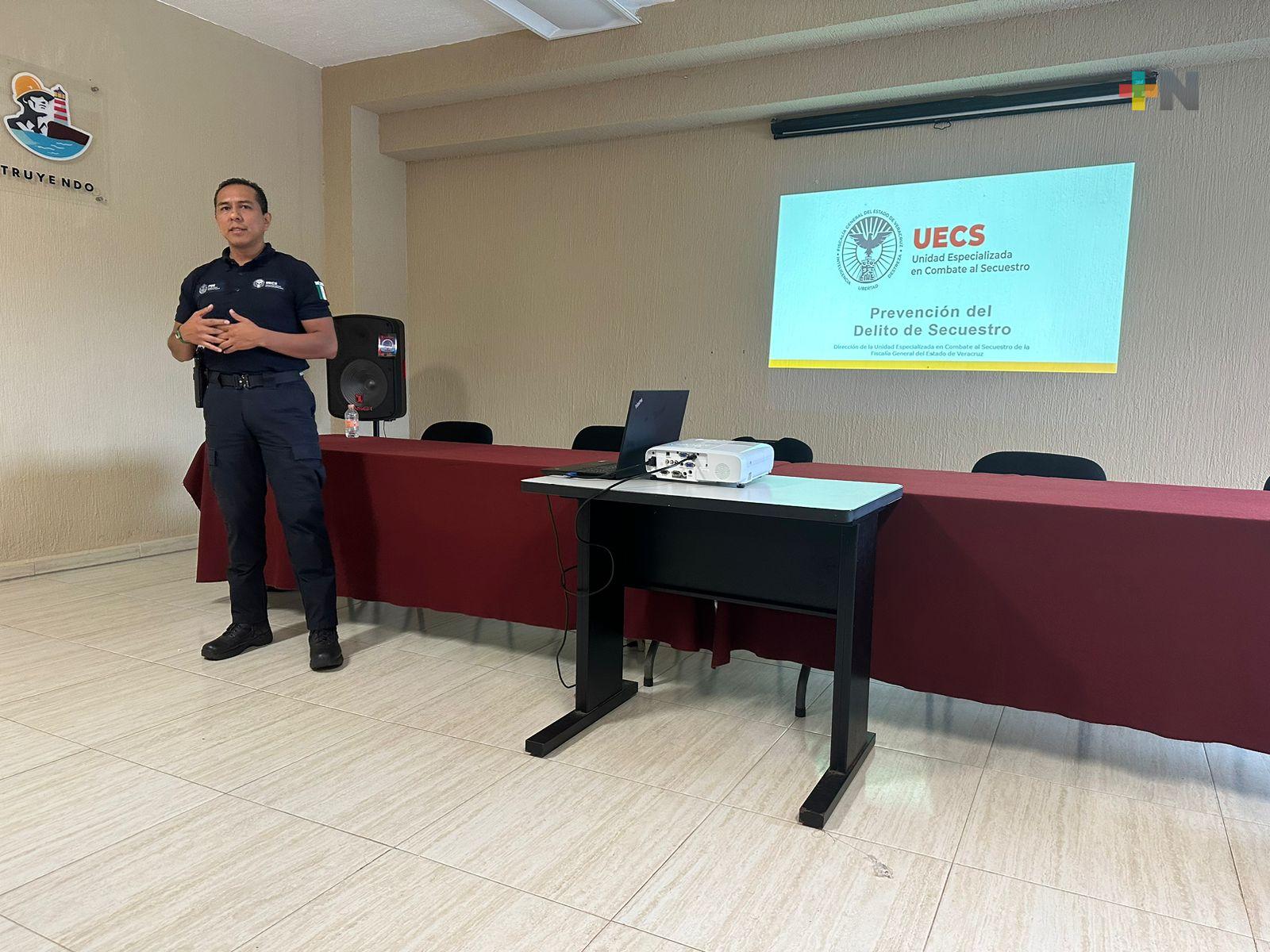 Ofrecen pláticas en Coatza para prevenir delito de secuestro y engaño telefónico