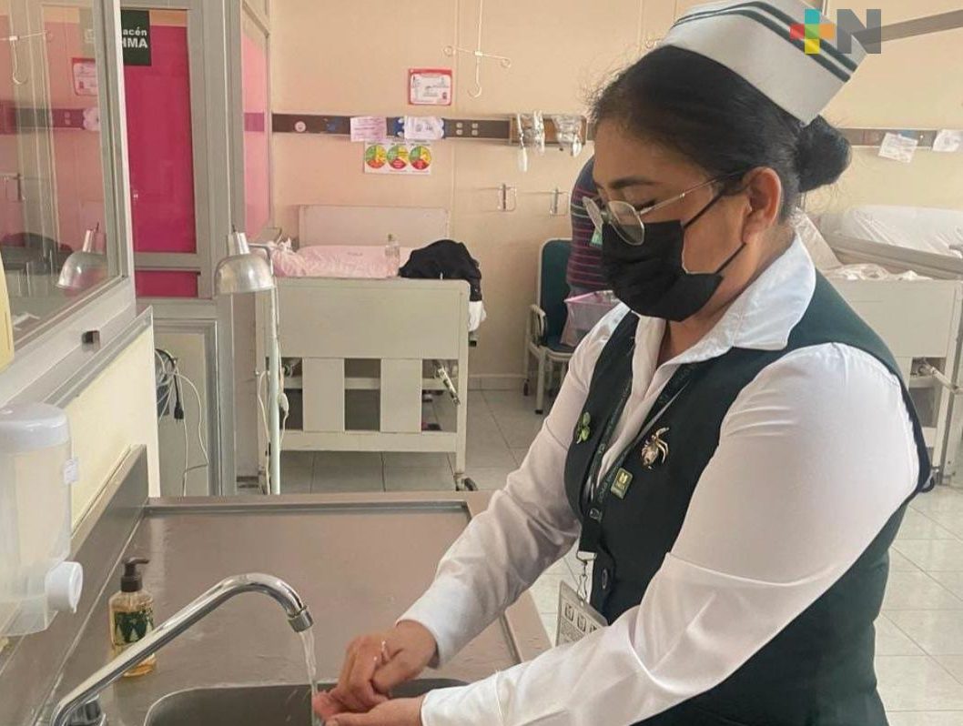 Promueve IMSS lavado constante de manos para evitar enfermedades virales