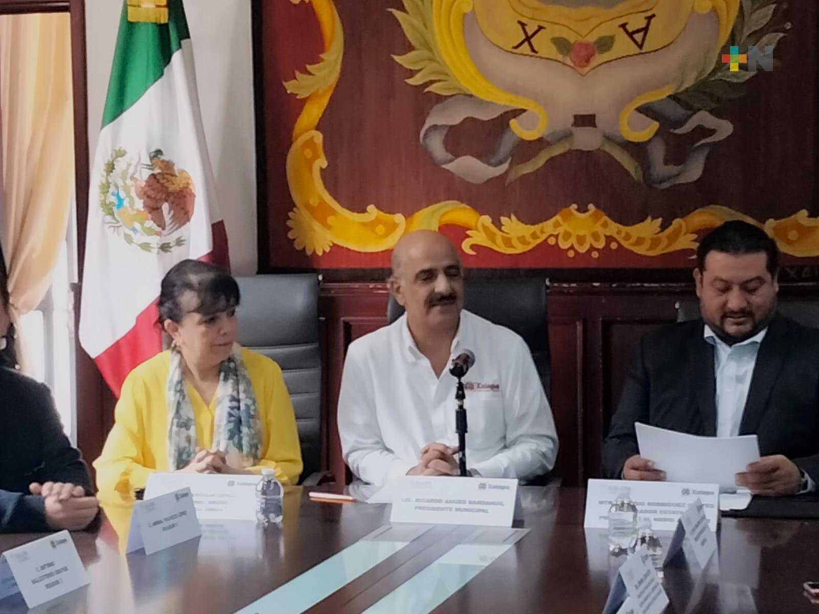 Colocarán contendedores en centros comerciales para acopio de pilas: Alcalde