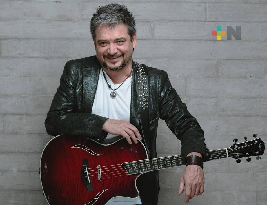 Raúl Ornelas regresa a Veracruz con Tour “Que se entere todo el mundo”