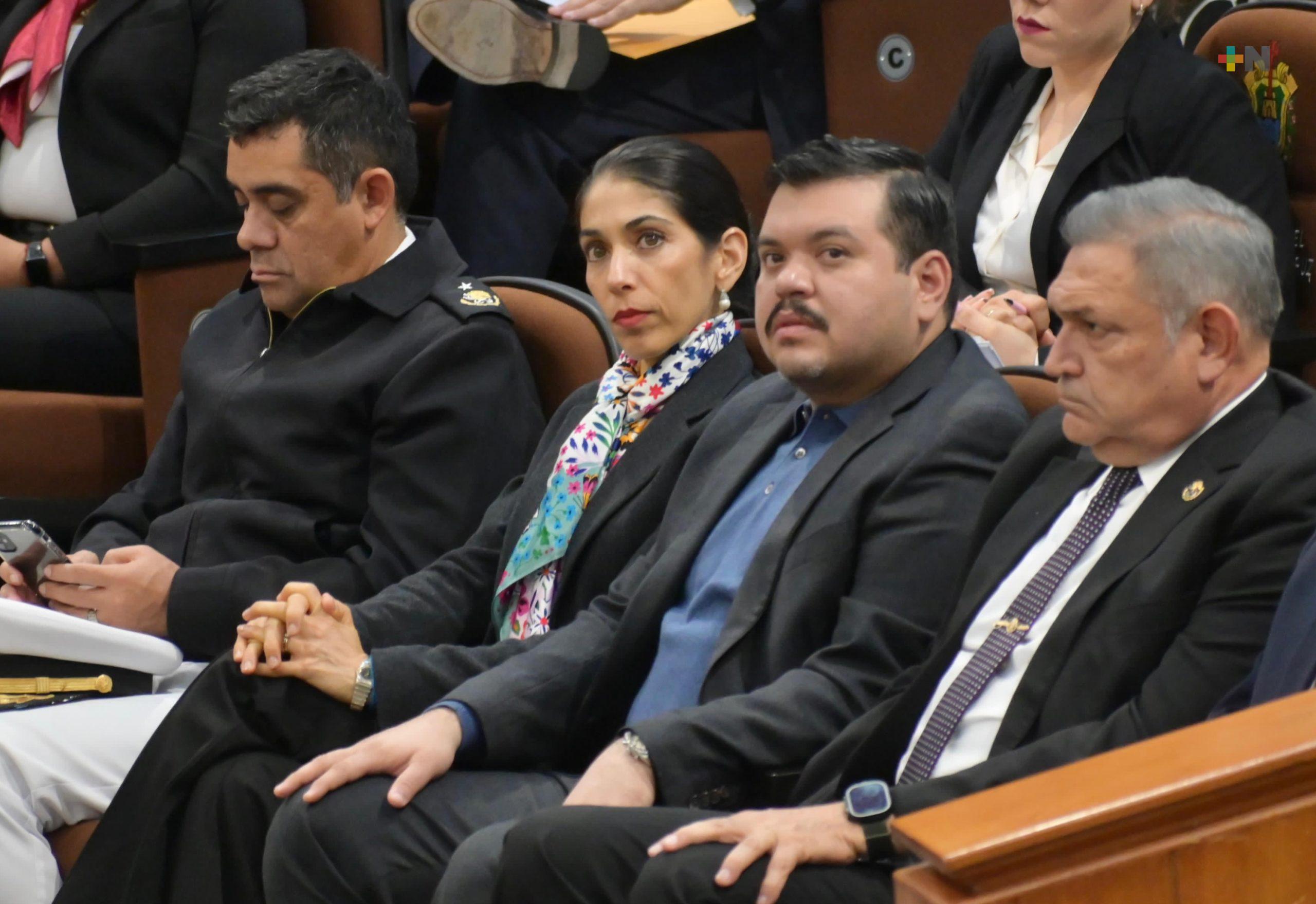 Fiscal general asiste a la comparecencia del secretario de Seguridad Pública Estatal