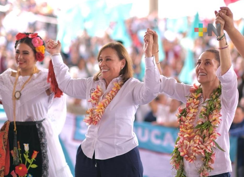 Arrasan Claudia Sheinbaum y Rocío Nahle en Minatitlán