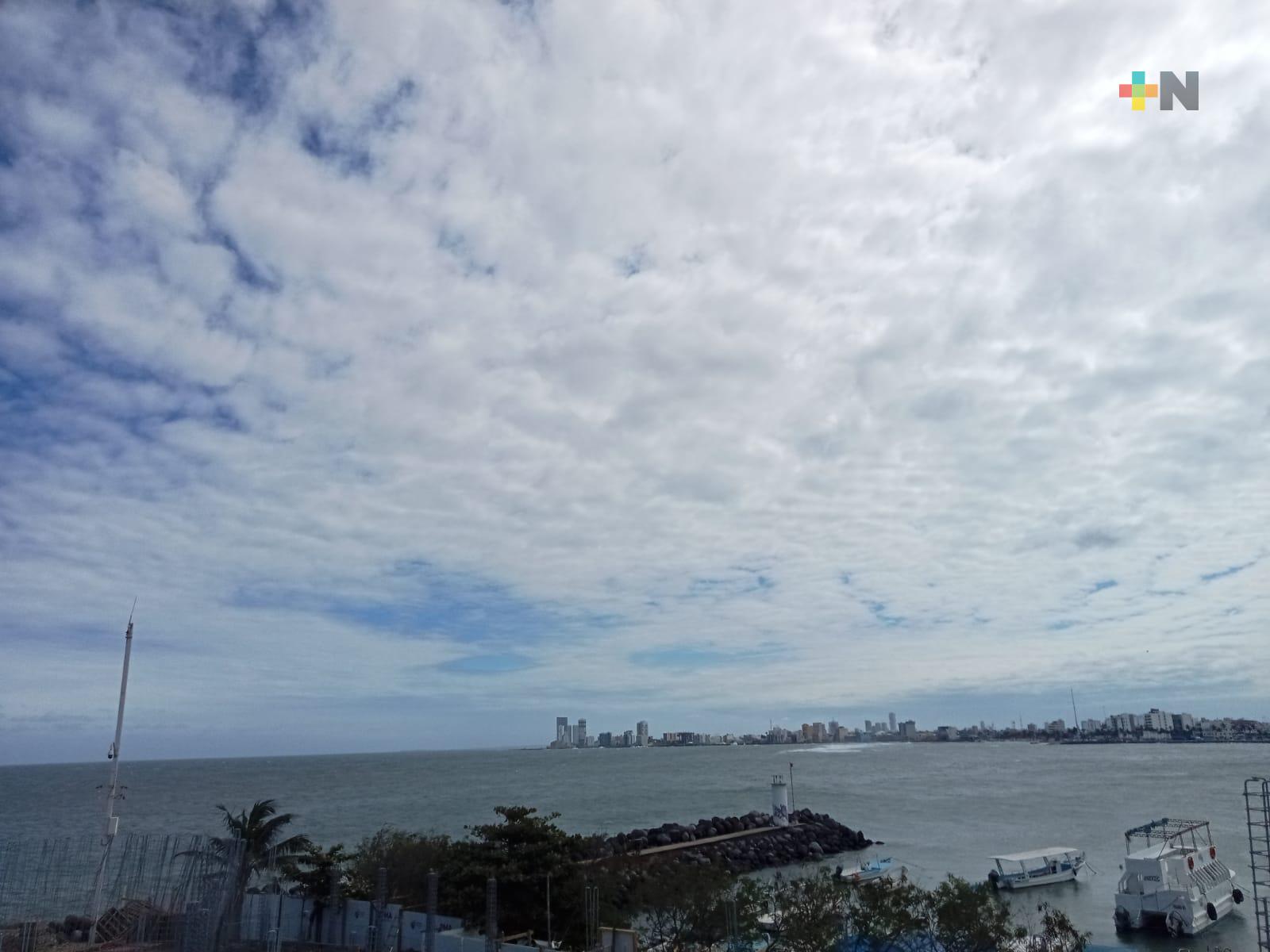 Entra frente frío, traerá lluvias en norte y sur del estado de Veracruz