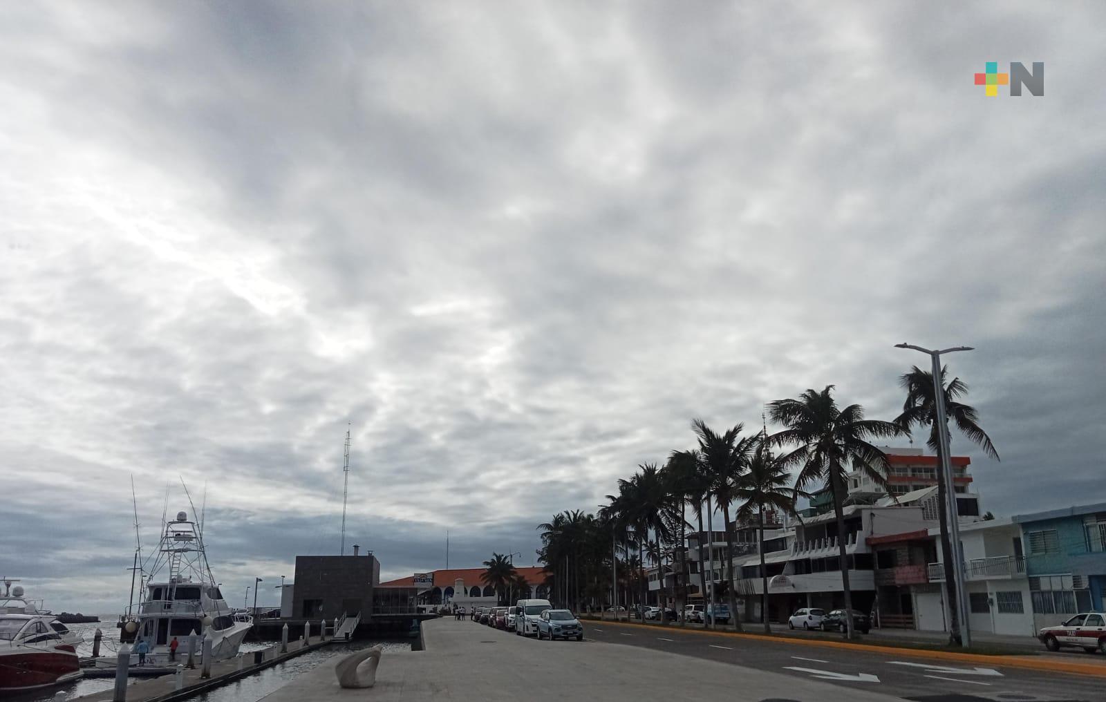 Cielo nublado en gran parte del territorio veracruzano