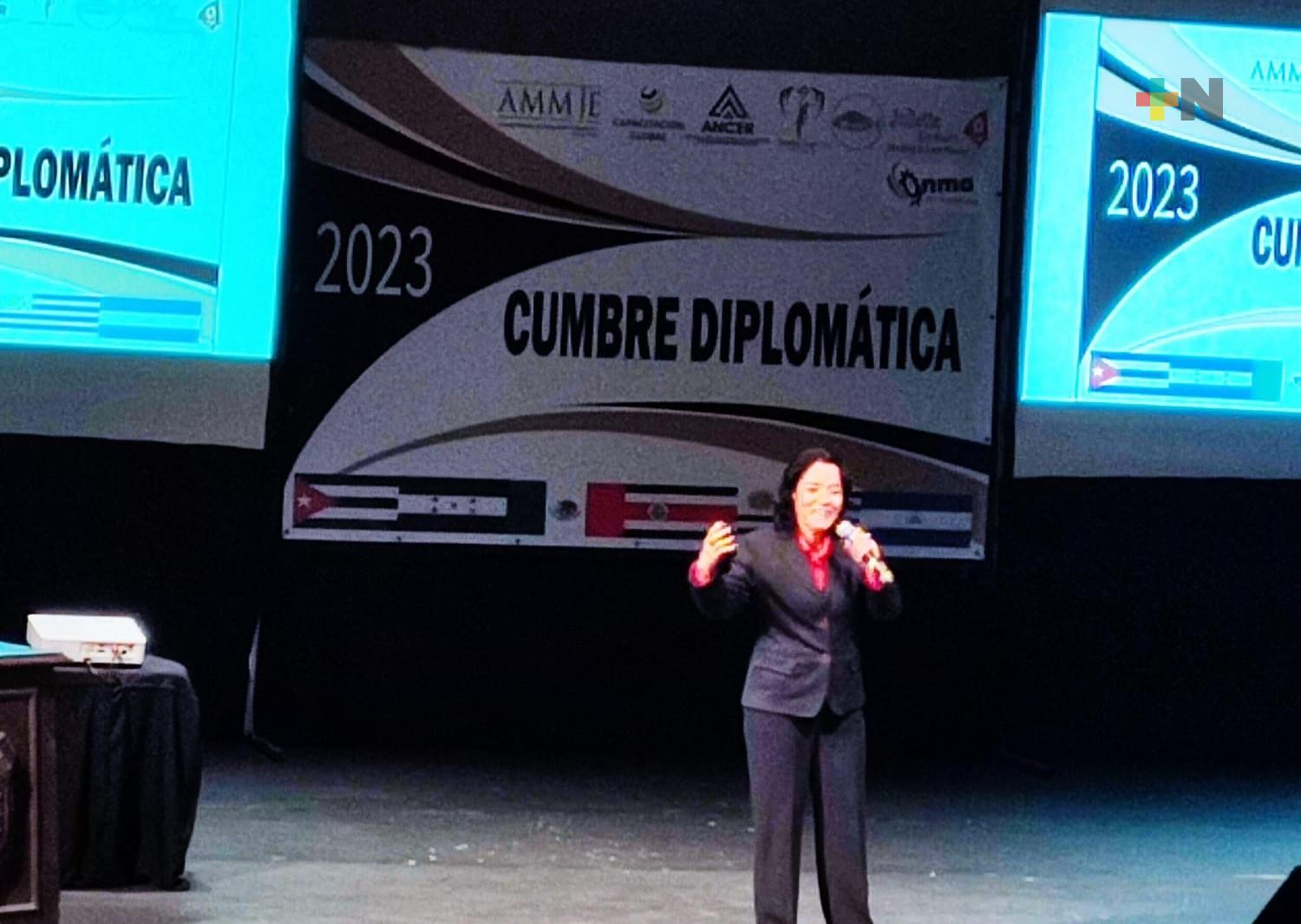 Miedo al fracaso y falta de ayuda son razones de jóvenes para no emprender