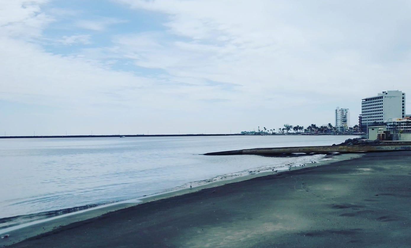 Sin afectaciones en Veracruz-Boca del Río por surada