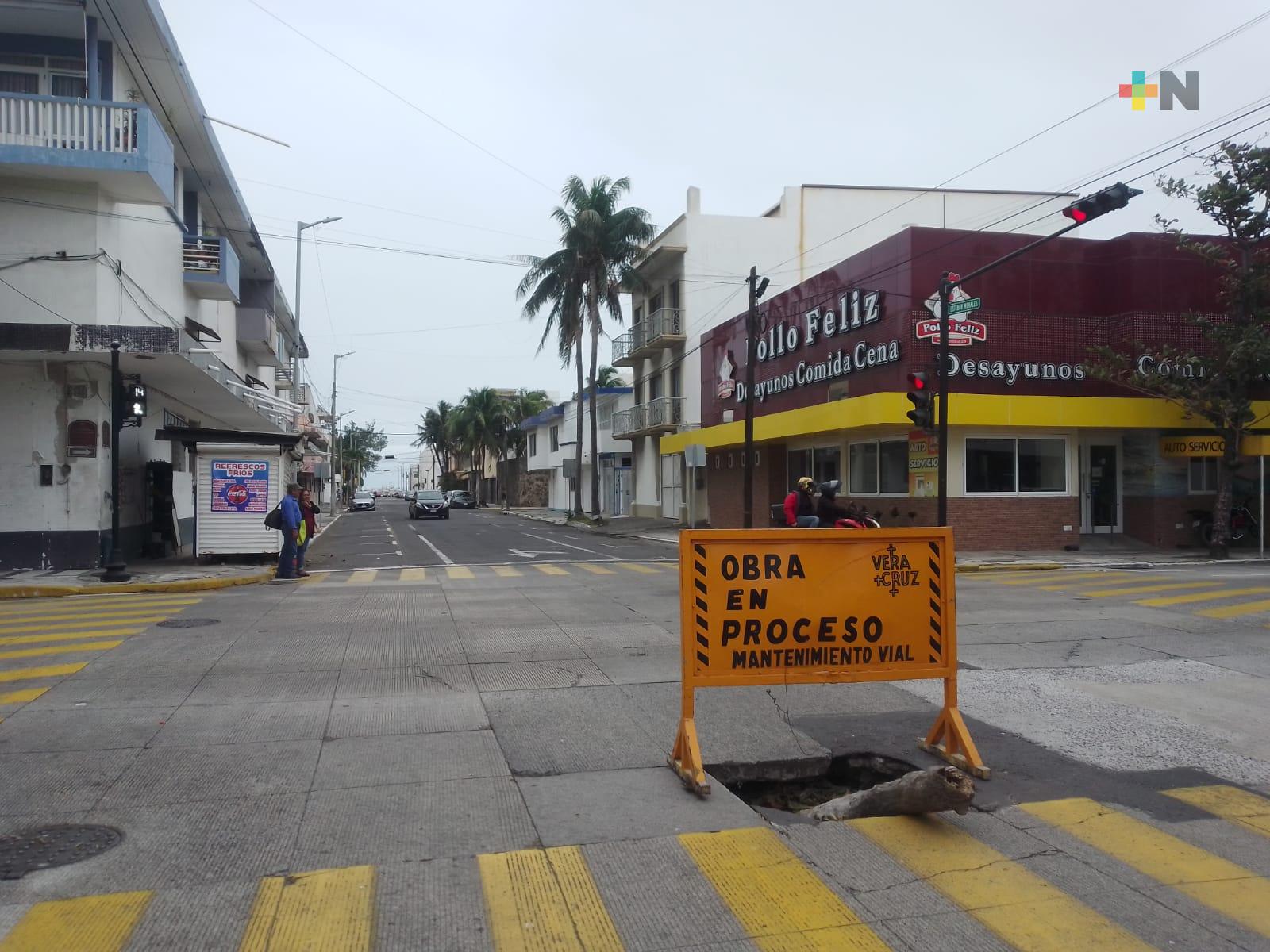 Sigue hundimiento en calles Esteban Morales y 16 de Septiembre de Veracruz puerto