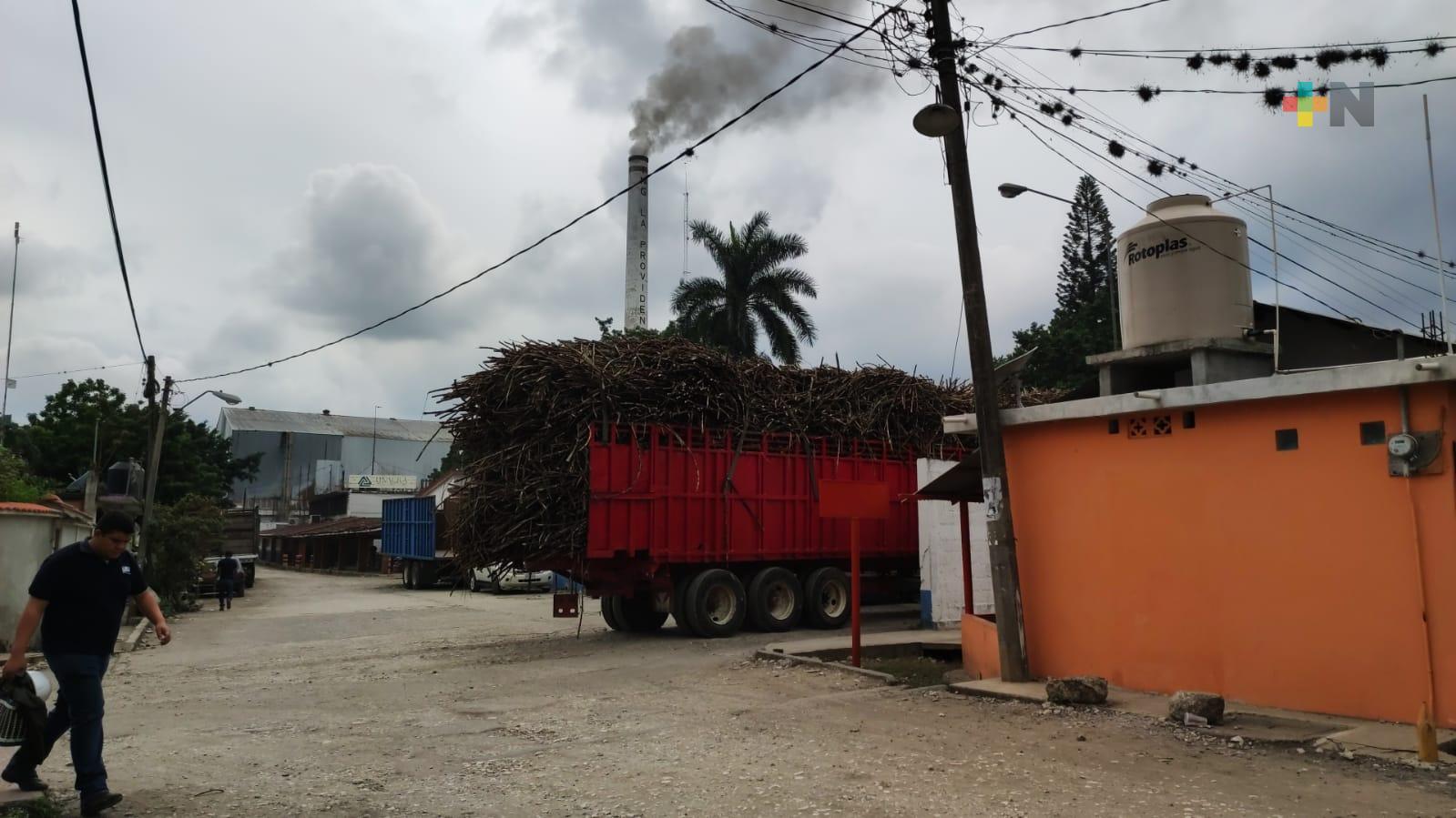 Inicio de zafra reactiva economía de municipios de zona centro de Veracruz