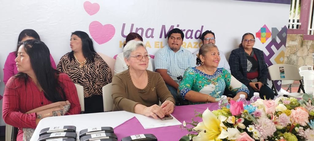 En Coatza “Una mirada hacia el corazón” beneficia a 300 personas