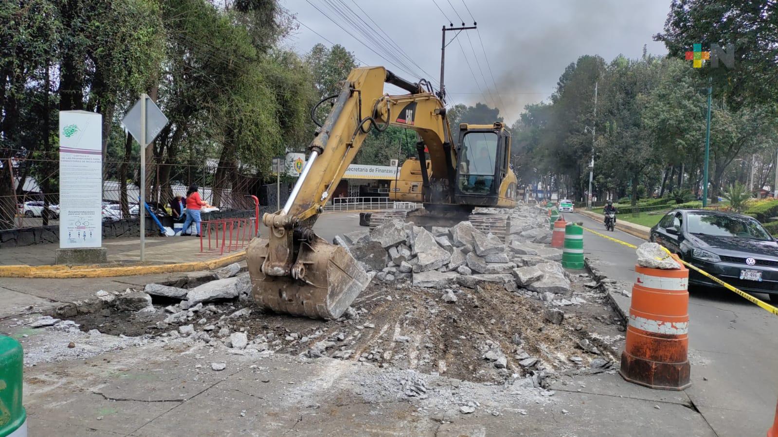 Inician trabajos de rehabilitación en avenida Ruiz Cortines de Xalapa
