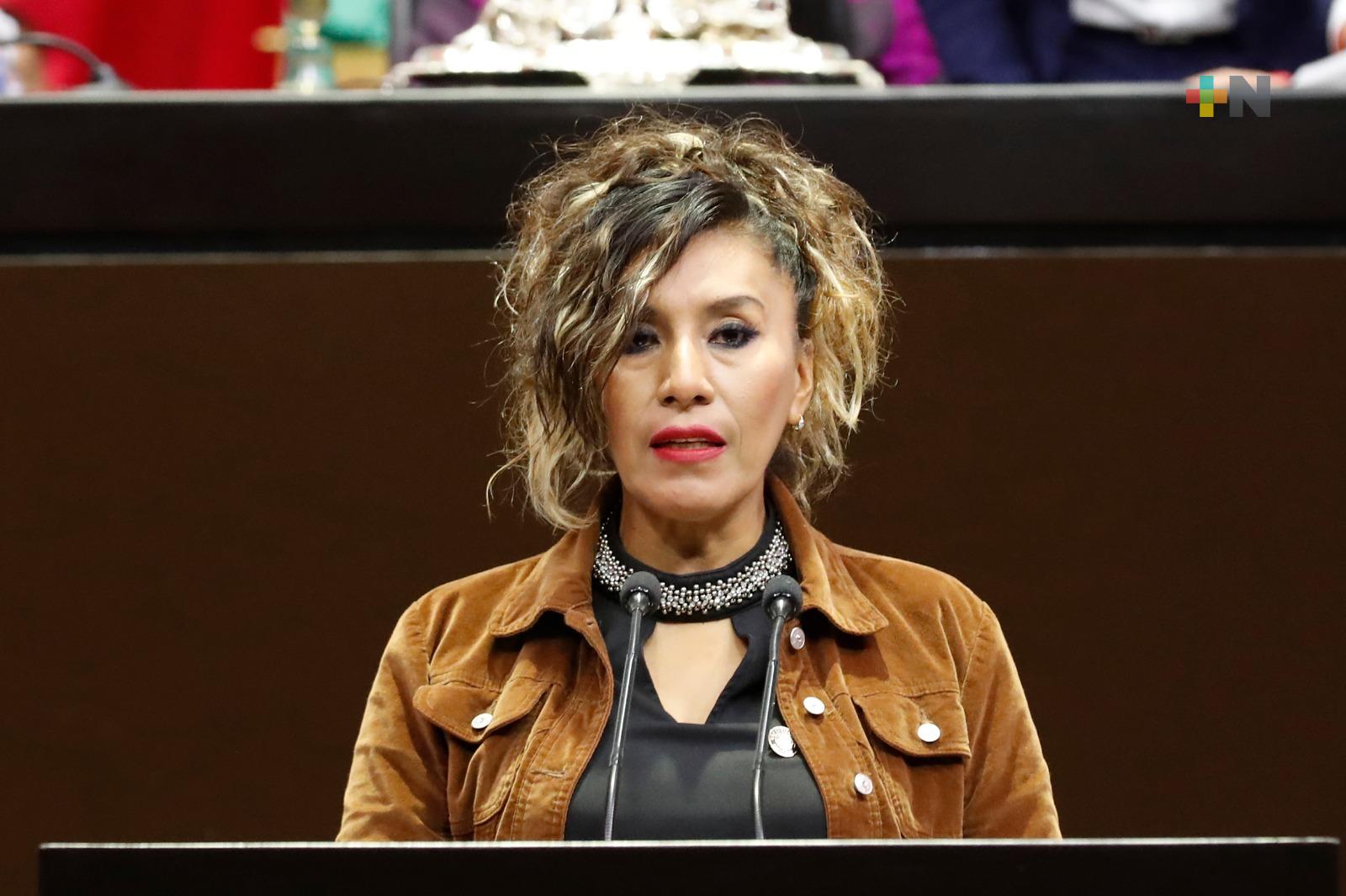 Impulsan iniciativa para expedir la Ley General de Enfermería