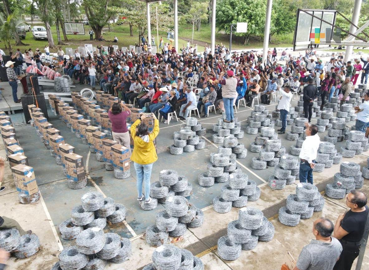 «Tianguis Ganadero» apoya con más de 4 mdp a productores de San Andrés Tuxtla