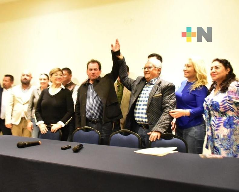Exdirigente del PAN, Joaquín Guzmán se suma al proyecto de Pepe Yunes