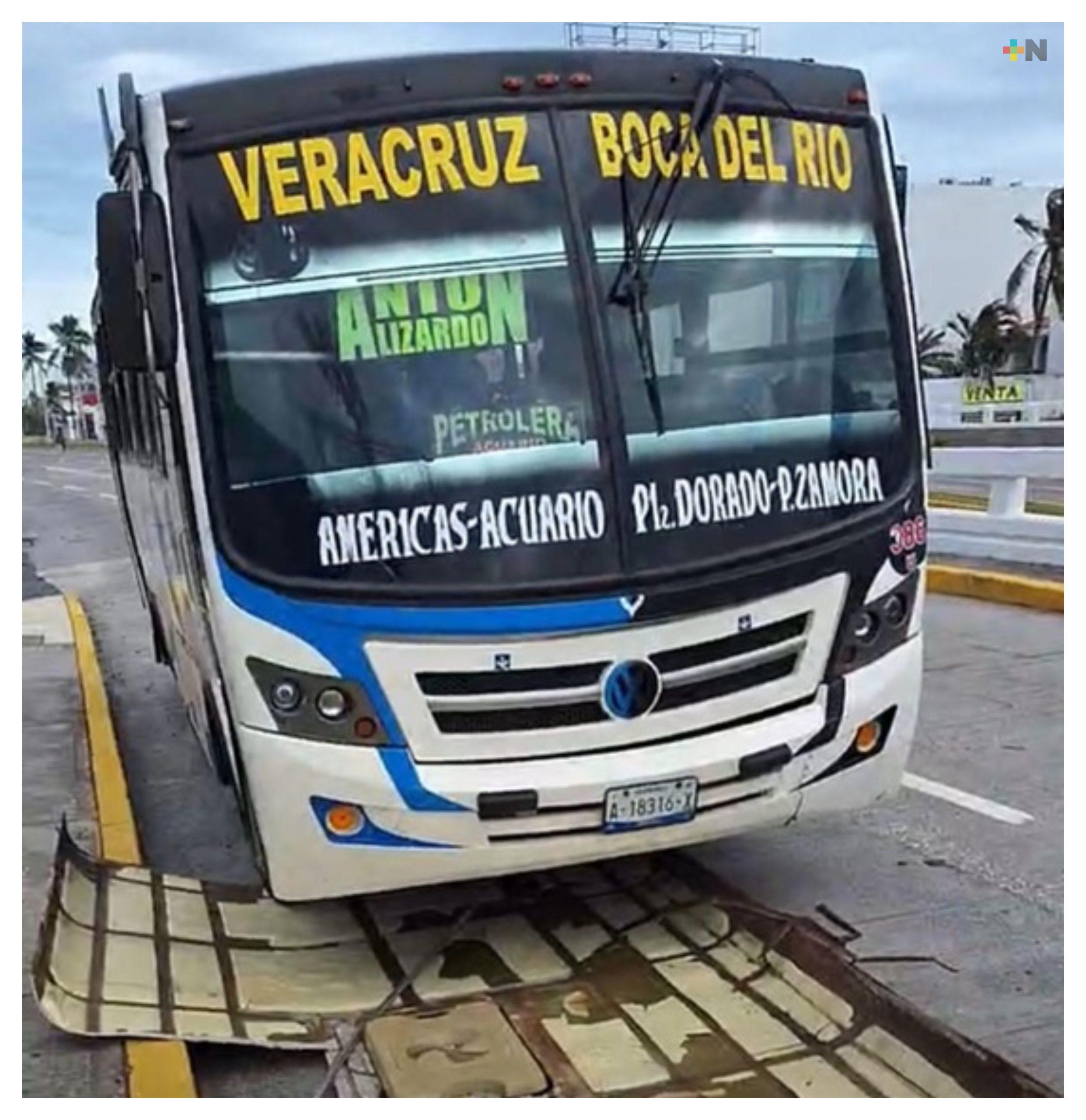 Evento de norte quita techo a urbano de Boca del Río