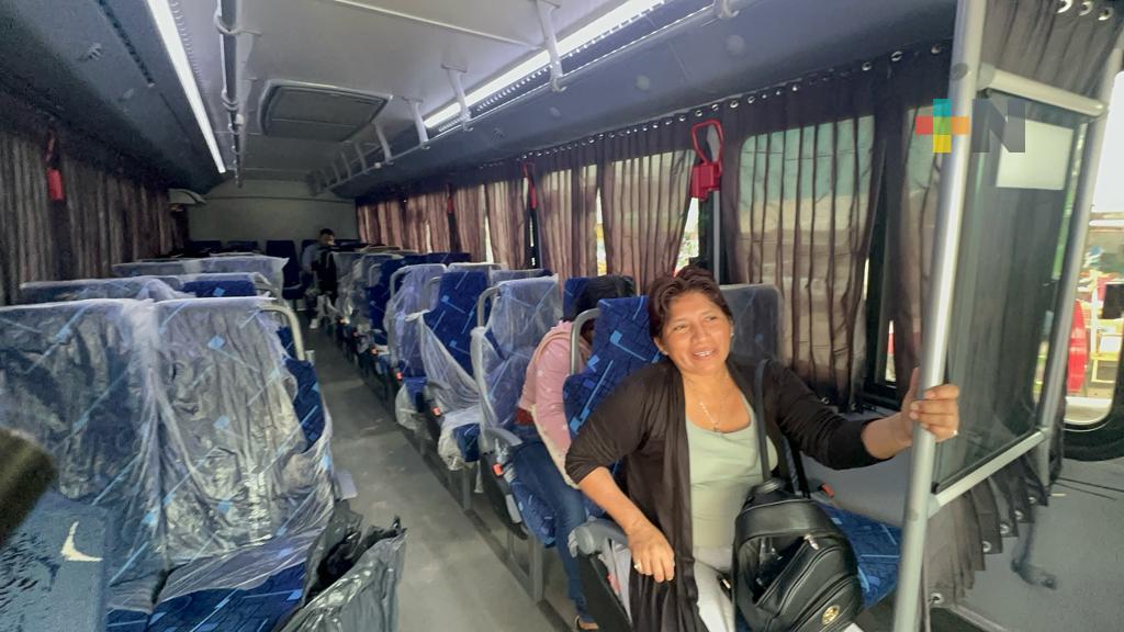 Usuarios de Coatzacoalcos y Minatitlán satisfechos con servicio de camiones de lujo