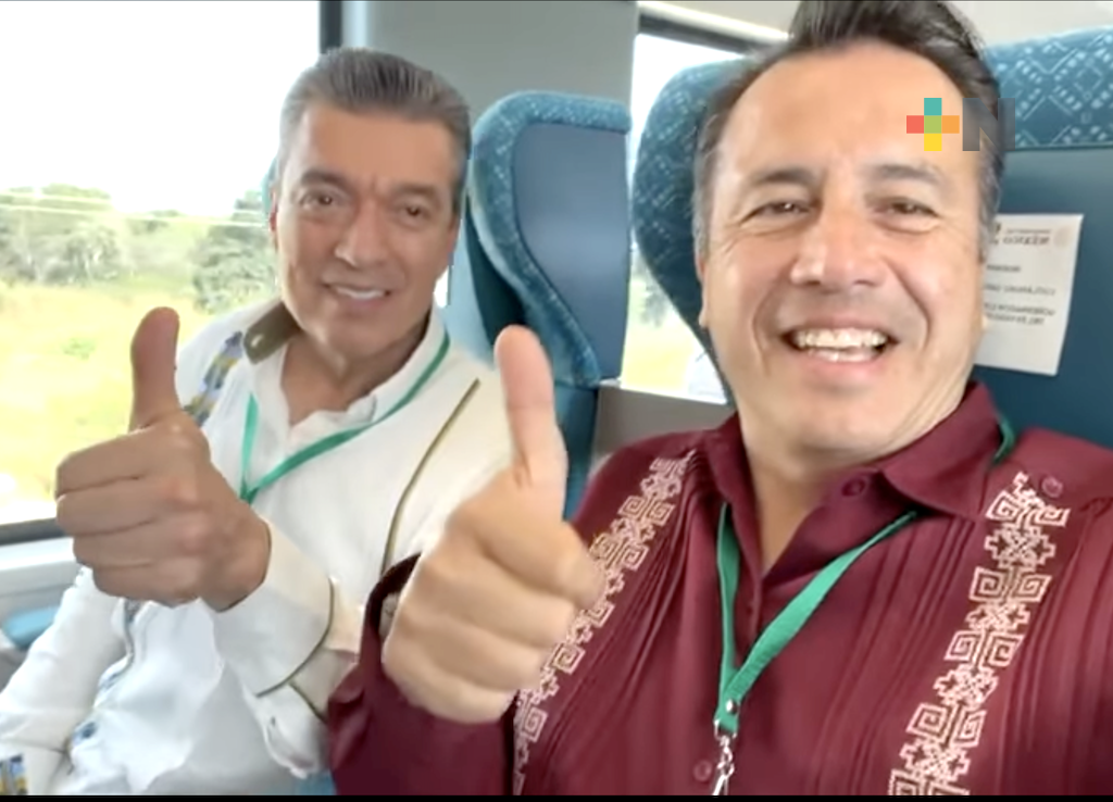 Cuitláhuac García presente en histórico primer recorrido del Tren Maya