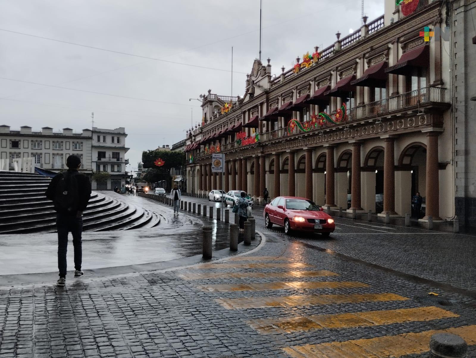 Nieblas y lluvias en zona montañosa y sur de la entidad veracruzana
