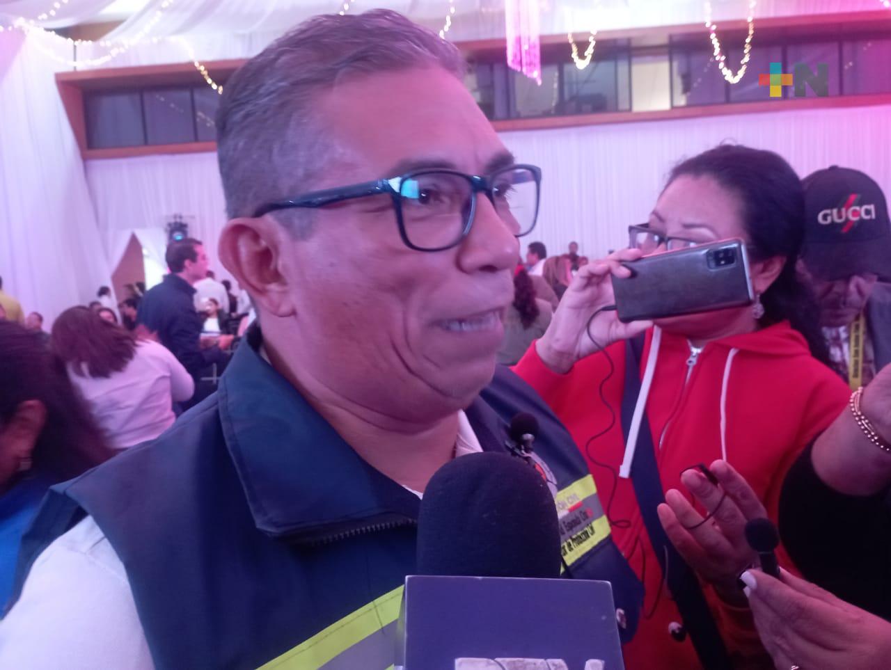 Árboles caídos, desprendimientos de techos deja frente frío en Coatzacoalcos