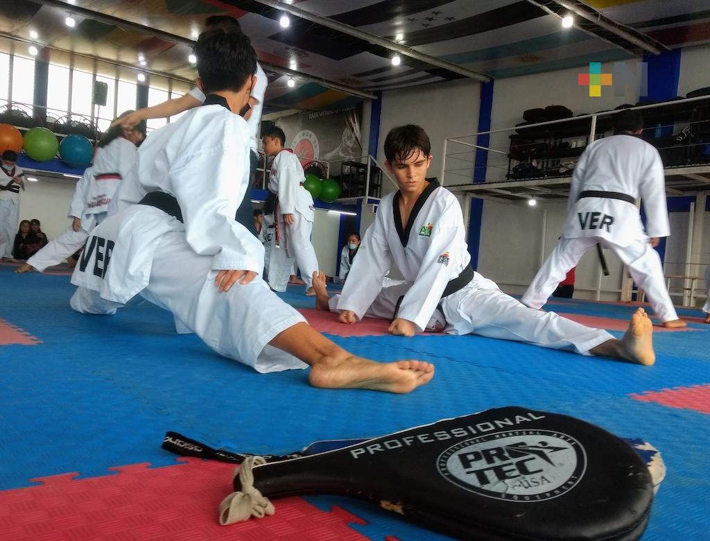 Taekwondo escolar entrenará en Coatzacoalcos al inicio de 2024