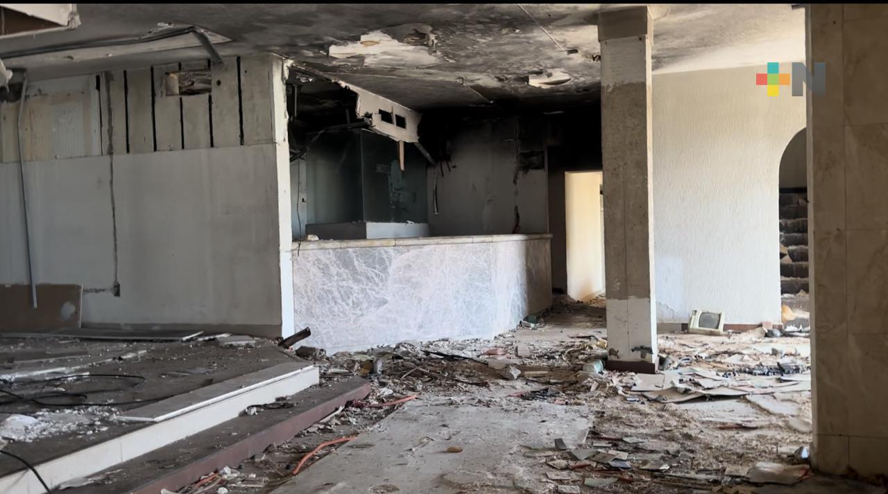 Dueños de predios abandonados en Coatza son conminados a atenderlos y pagar impuestos