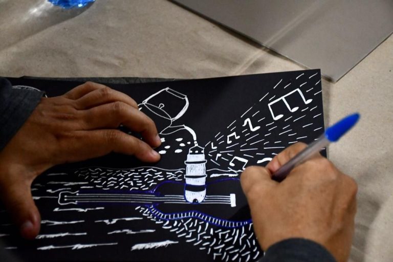 Centro Cultural Atarazanas culmina ciclo de talleres con jornada artística