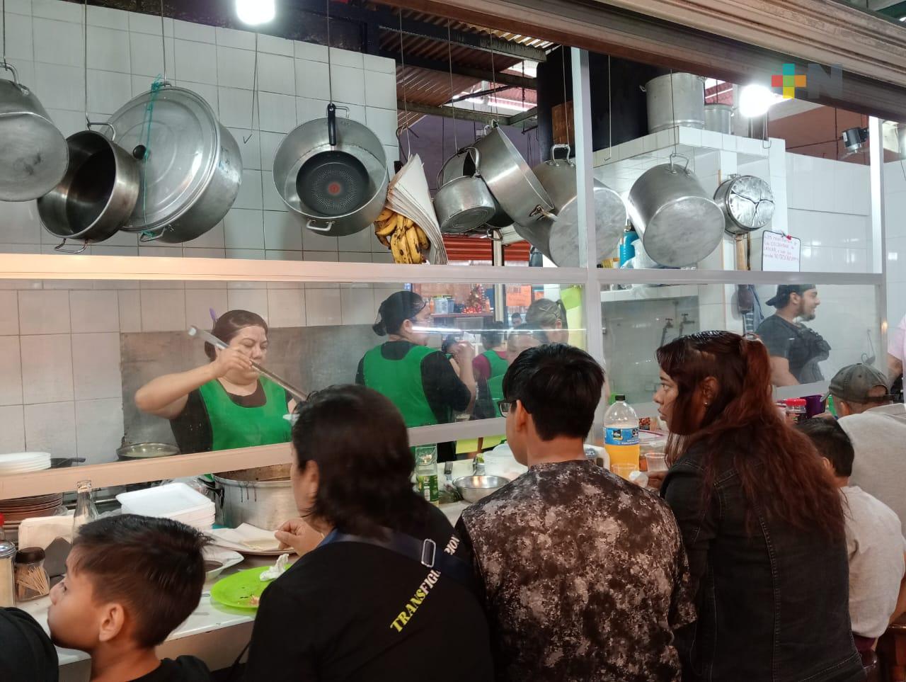 Descartan vendedores de comida de mercado Hidalgo incremento en sus cartas