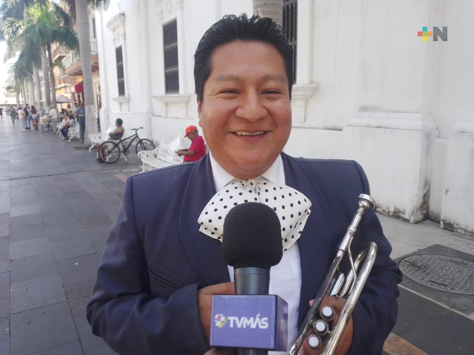 Mariachis de Veracruz puerto esperan buena temporada navideña