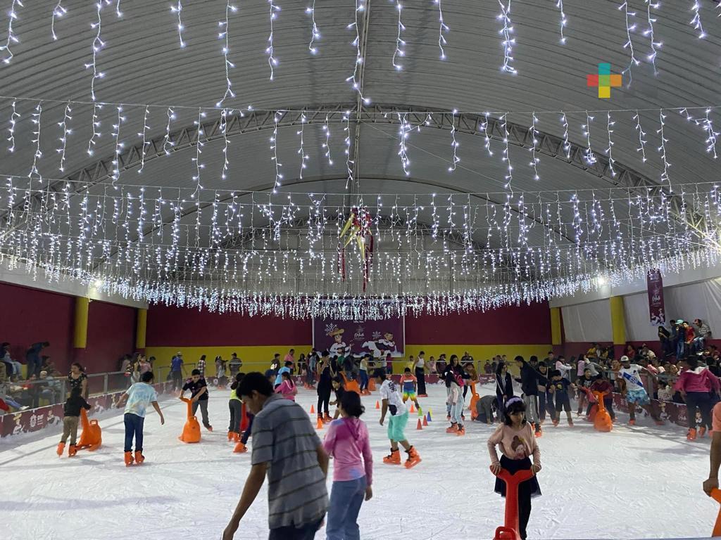 Pista de hielo en Isla alcanza las 30 mil visitas