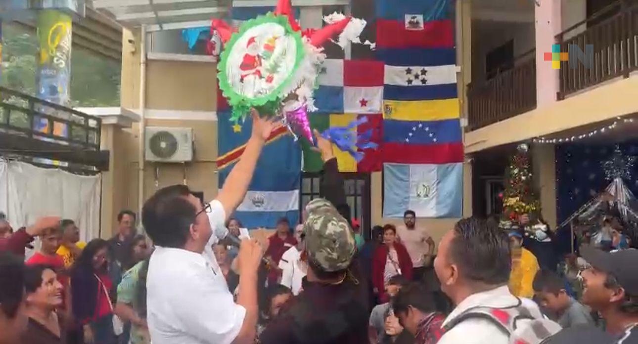 Migrantes celebran posada en albergue de Coatzacoalcos