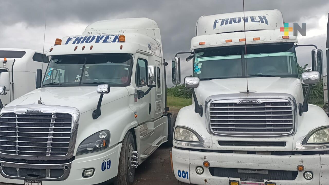 Los choferes festejaron su día y reconocen que enfrentan riesgos al salir a carretera