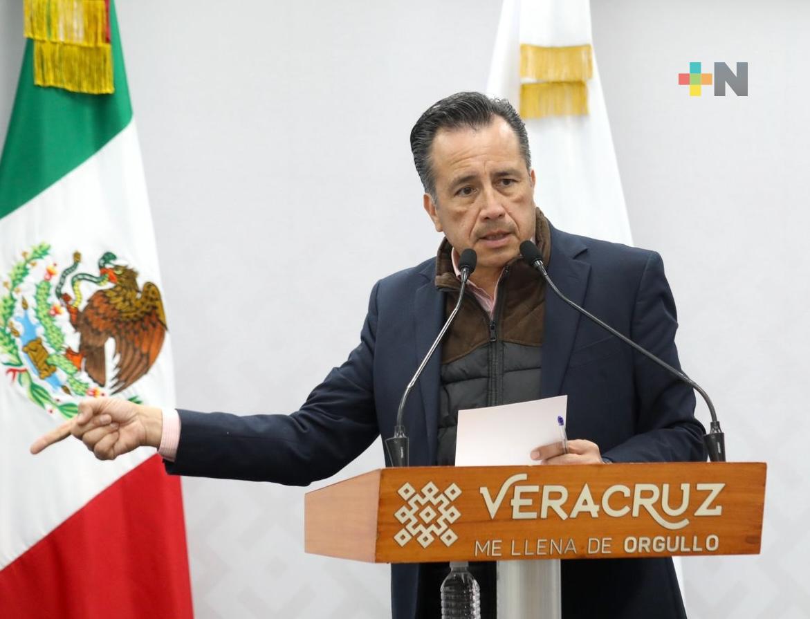 Gobierno estatal comenzó a pagar seguro institucional a maestros jubilados: Cuitláhuac García