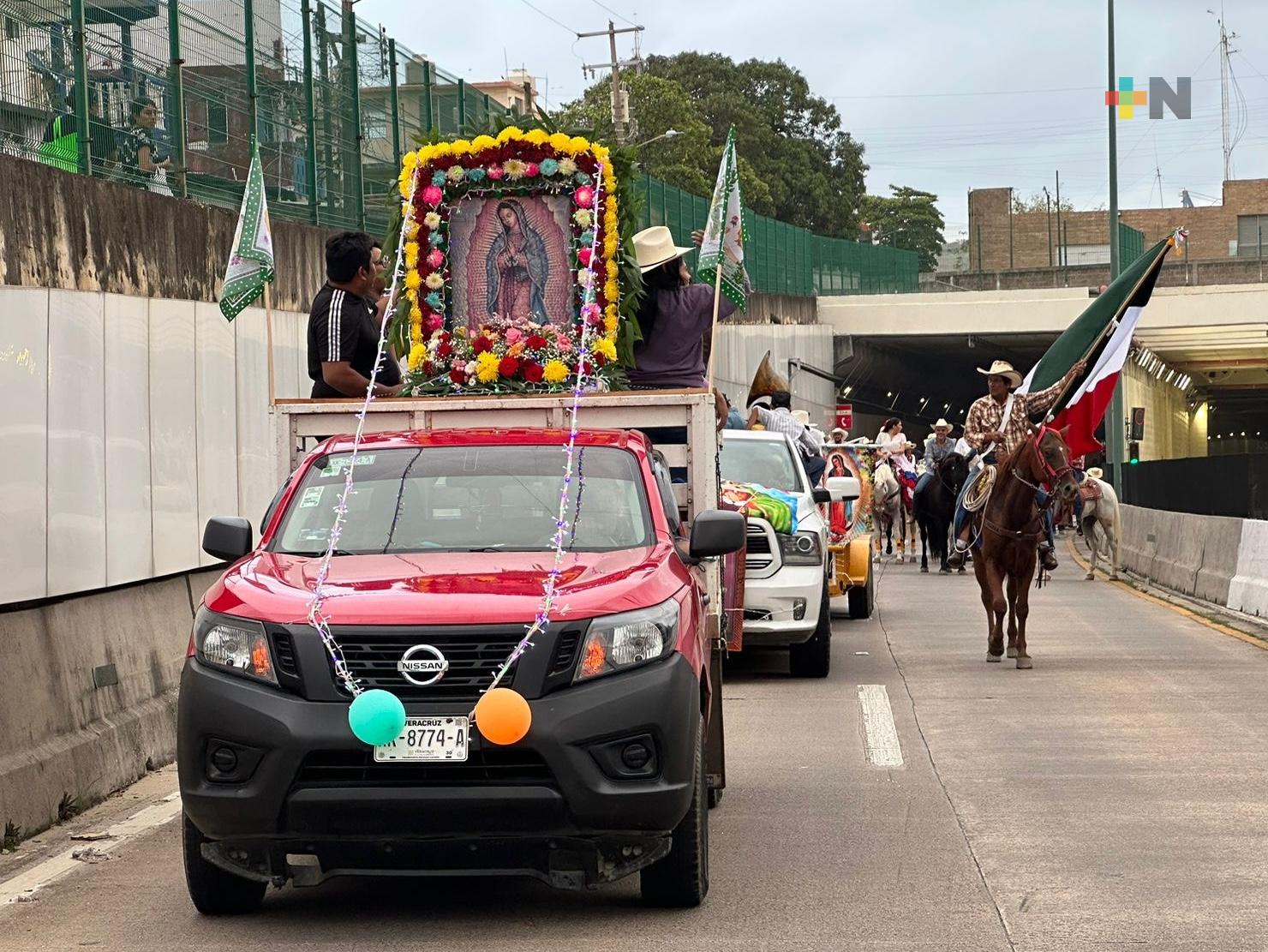 Ganaderos de Coatzacoalcos realizan cabalgata en honor a la virgen de Guadalupe