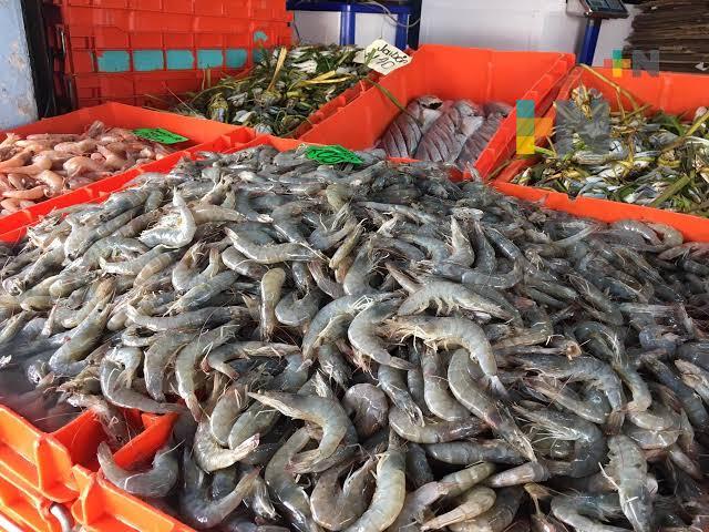 Cenar mariscos y pescado en Año Nuevo, una opción » a buen precio»