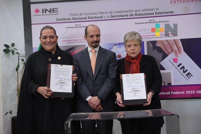 Refuerzan INE y SRE colaboración para garantizar voto de las y los mexicanos en el exterior en 2024
