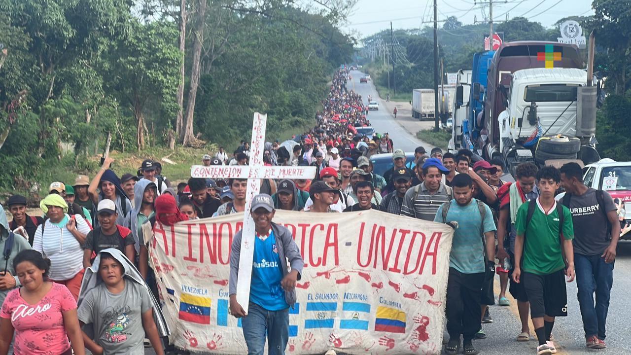 Caravana de migrantes “Latinoamérica Unida” llega al sur de Veracruz
